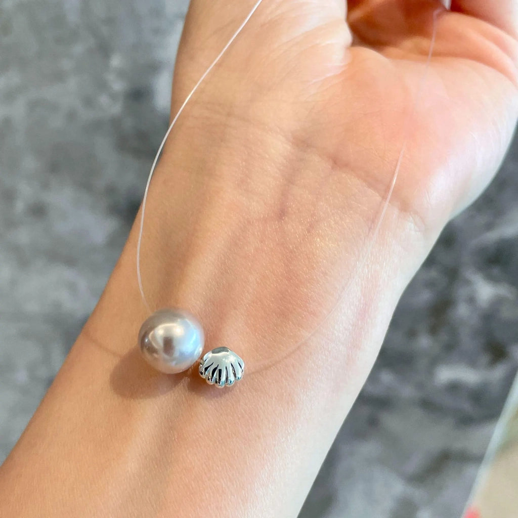 Collana di conchiglie e perle fatta a mano, regalo di Natale o di compleanno.