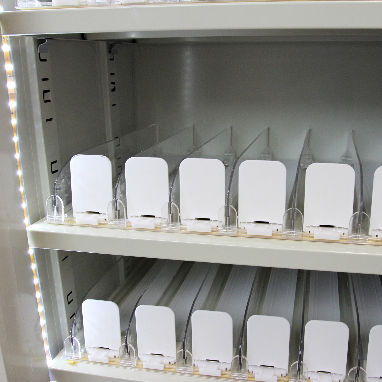 MonsterShop Armadio Porta Tabacchi Bianco e Blu - 158x102x40 cm