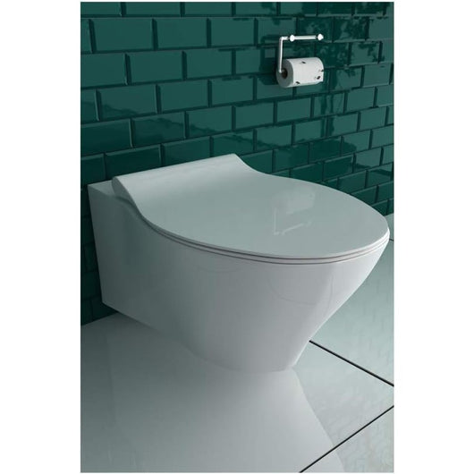 Wc sospeso senza bordo, in ceramica incluso sedile wc in duropla