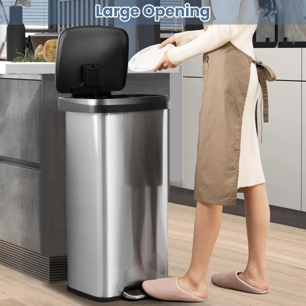 Pattumiera da Cucina da 50 L, con Coperchio e Pedale, in Acciaio Inox e Plastica, con Scomparto per Deodorazione, 41 x 39 x 61 cm (Argento, 68l)