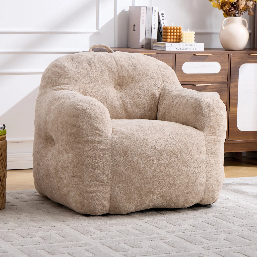 Pouf poltrona ergonomico con schienale avvolgente e braccioli per salotto e lettura in pelliccia sintetica beige