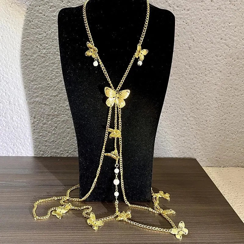 Collana fatta a mano con farfalla, nappa e perle, regalo di Natale o di compleanno.