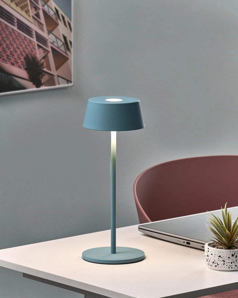 Lampada da tavolo wireless blu in metallo da interno ed esterno con porta USB C ricaricabile
