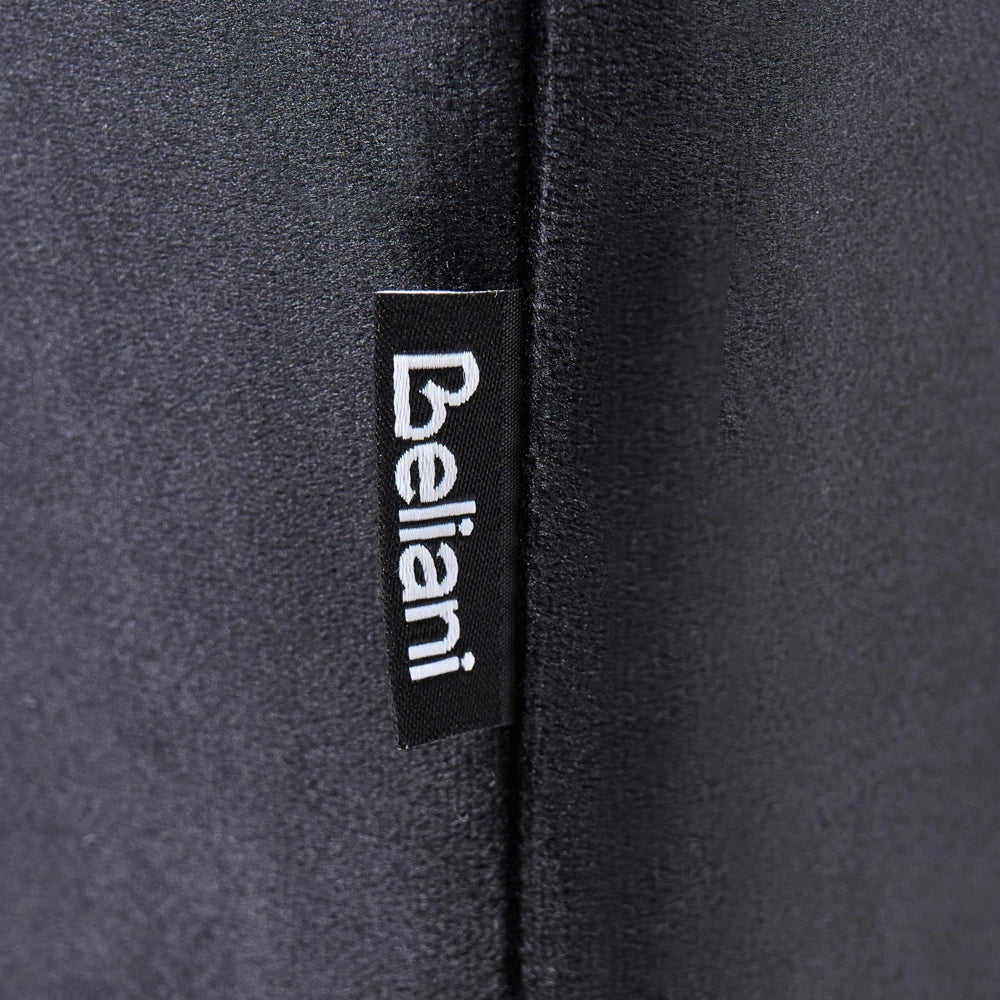 Poltrona Chesterfield Rivestimento in Tessuto Velluto Nero Gambe in Legno Scuro Contemporanea