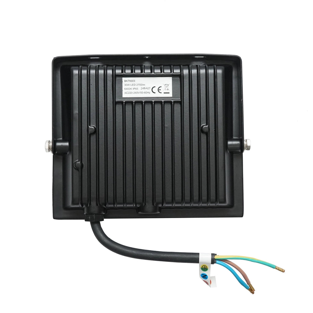 Proiettore LED da 30W, 6400K, 2700lm, alimentazione 220-240V, 140x121x26mm, IP65 Breckner Germany