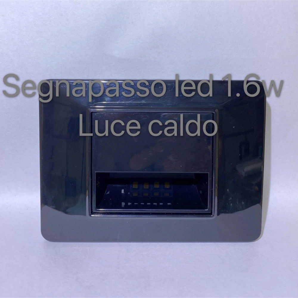 Trade Shop - Segnapasso Led Da Incasso Nero 1.6w Luce Calda -