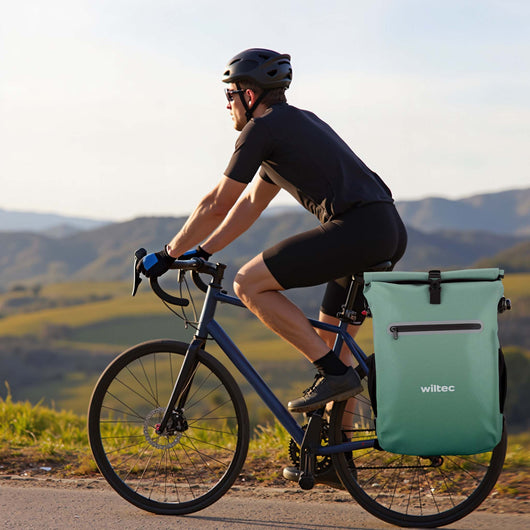 Borsa per bici 4in1 20 l verde, impermeabile, montaggio al portapacchi posteriore, scomparto laptop, elementi riflettenti