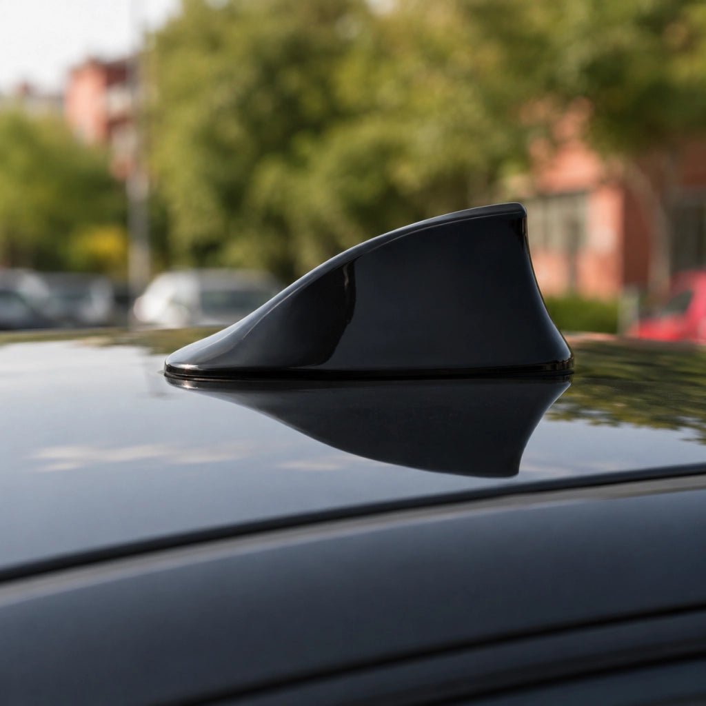 Antenna a Pinna Di Squalo Auto FM AM Disponibile in Colore Nero e Grigio | 13019 Nero
