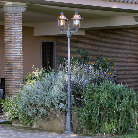 RUSTICA Lampione Telescopico a 2 Luci Cappelli in Rame