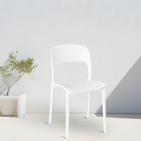 Sedia Alice in plastica impilabile colore bianco modello comfort