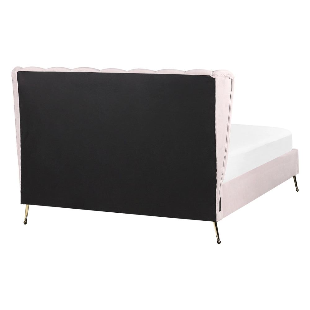 Letto in velluto rosa chiaro rivestito con gambe in metallo dorato UE Dimensioni doppie 140 x 200 cm con testata con porta USB Camera da letto moderna e glam.