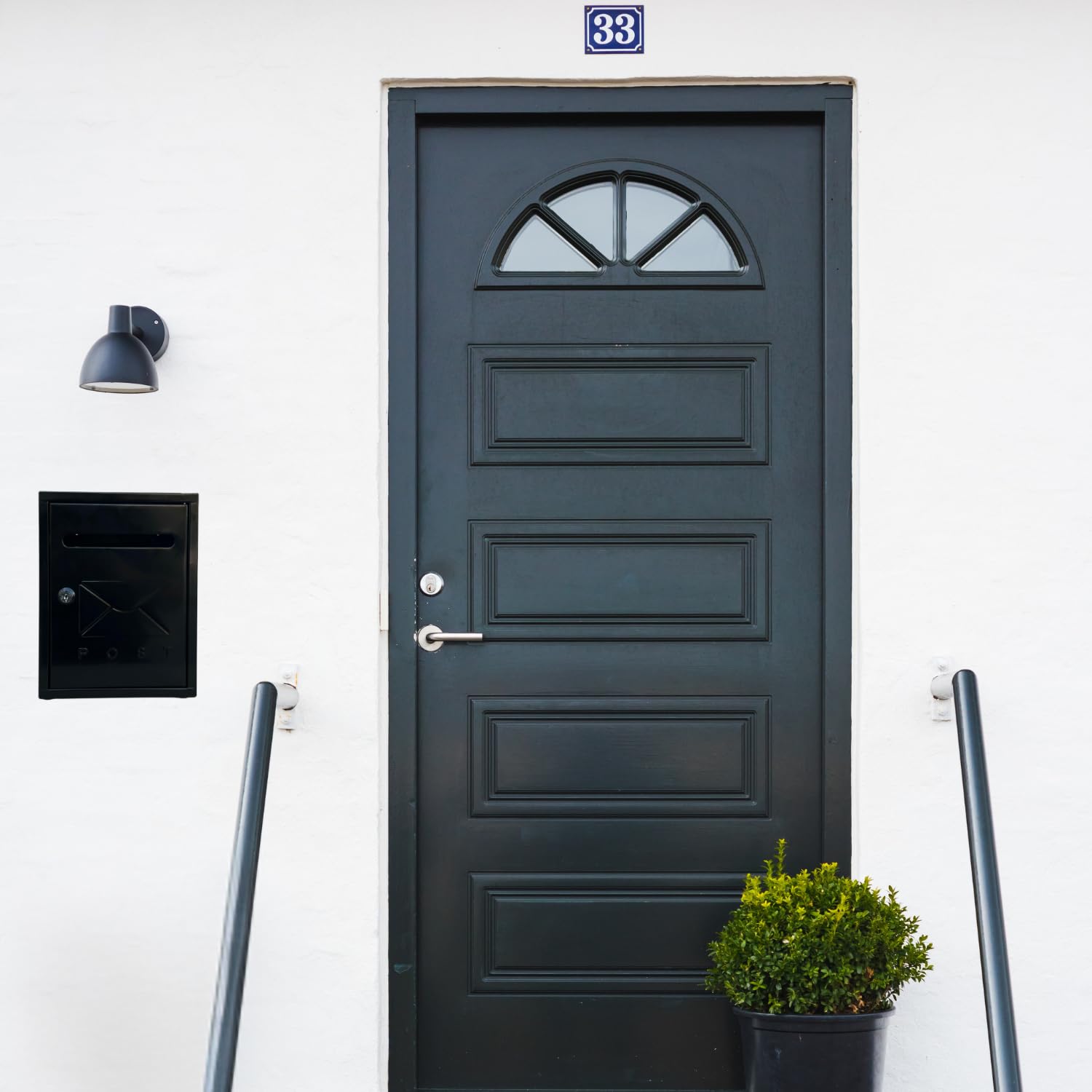 Cassetta Postale Esterno Personale Ferro Dimensioni 26 x 20 x 7,5 cm Elegante Funzionale Colore: Nero