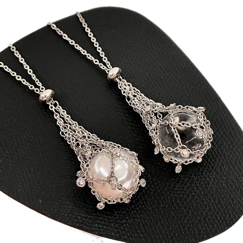 Collana con pendente a goccia in zirconi e nappa, catena per clavicola con perle di cristallo.