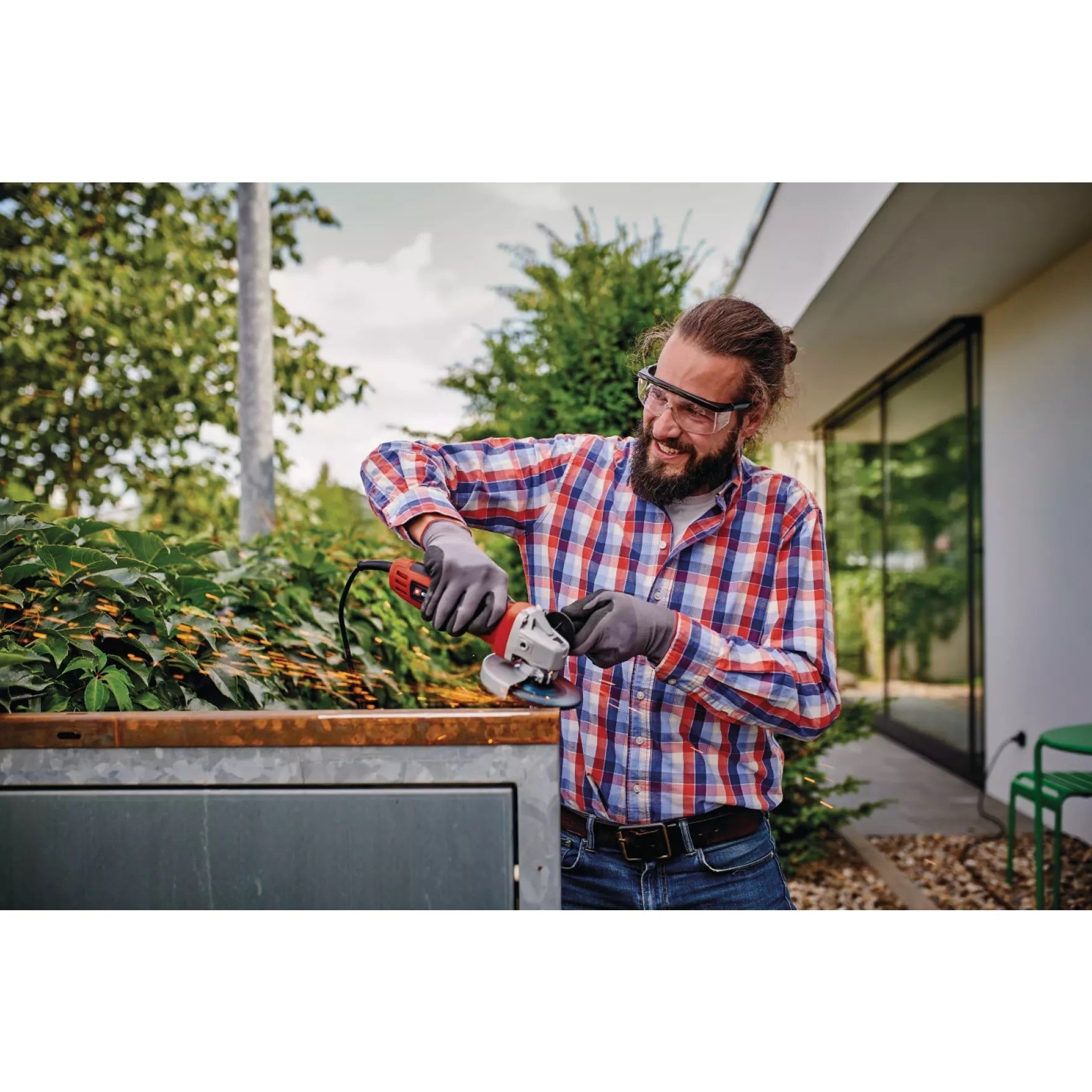 SMERIGLIATRICE ANGOLARE TC-AG 125/850 850W 125MM.