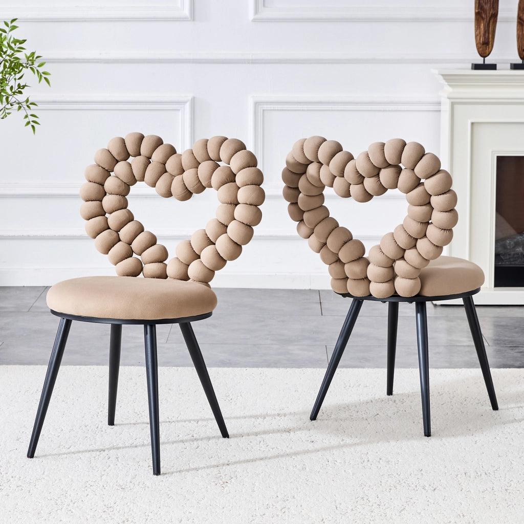 Chaise da pranzo in velluto set da 2 con schienale a cuori e gambe in metallo nero per sala da pranzo camel