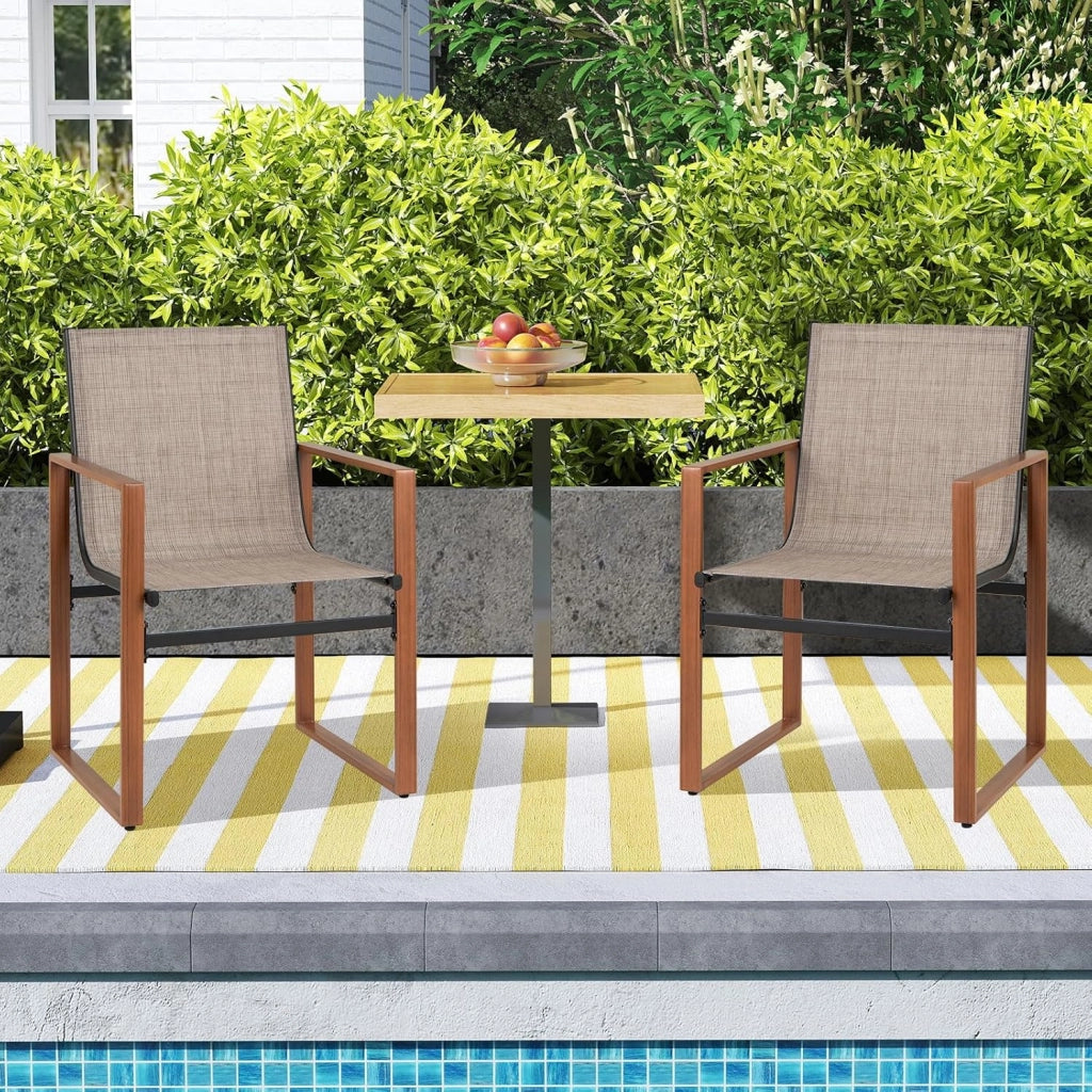 Set di 2 Sedie da Pranzo da Esterno, Sedia da Patio con Seduta e Schienale Traspiranti, Braccioli Larghi, Telaio in Metallo, per Cortile, Veranda, Giardino, Portata 150 kg (Caffè)