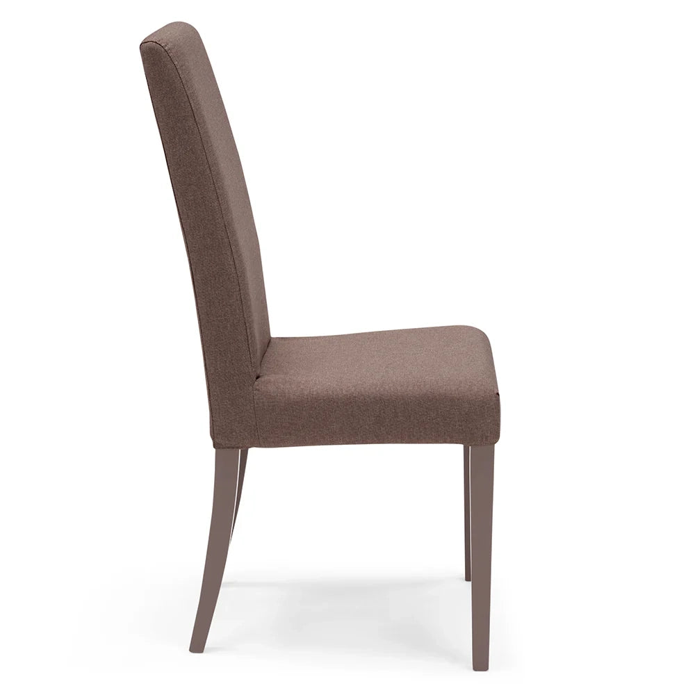 Sedia imbottita modello EDI per interni, design moderno, struttura robusta in legno in tinta, schienale e seduta rivestiti con tessuto sfoderabile, colore Moka