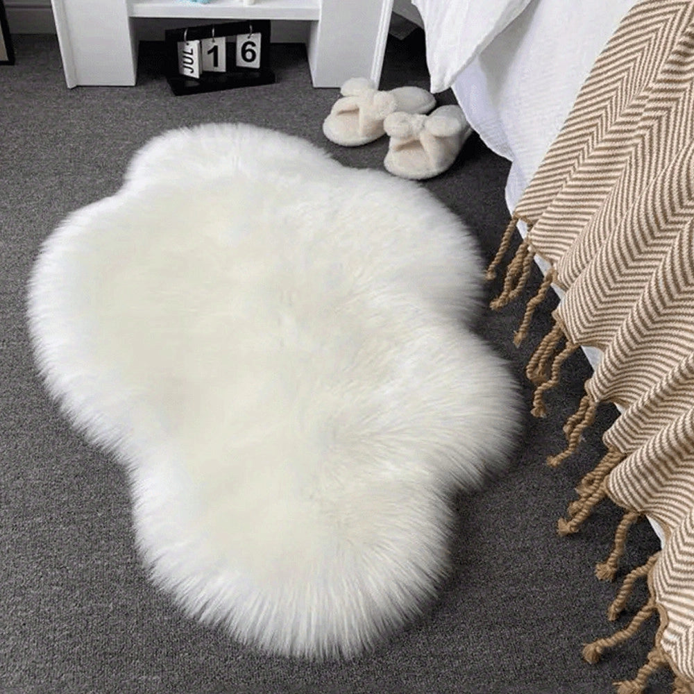 Trade Shop - Tappeto Cute Nuvola Pelliccia Fluffy Vari Colori Living Stanza Da Letto 83x113cm -