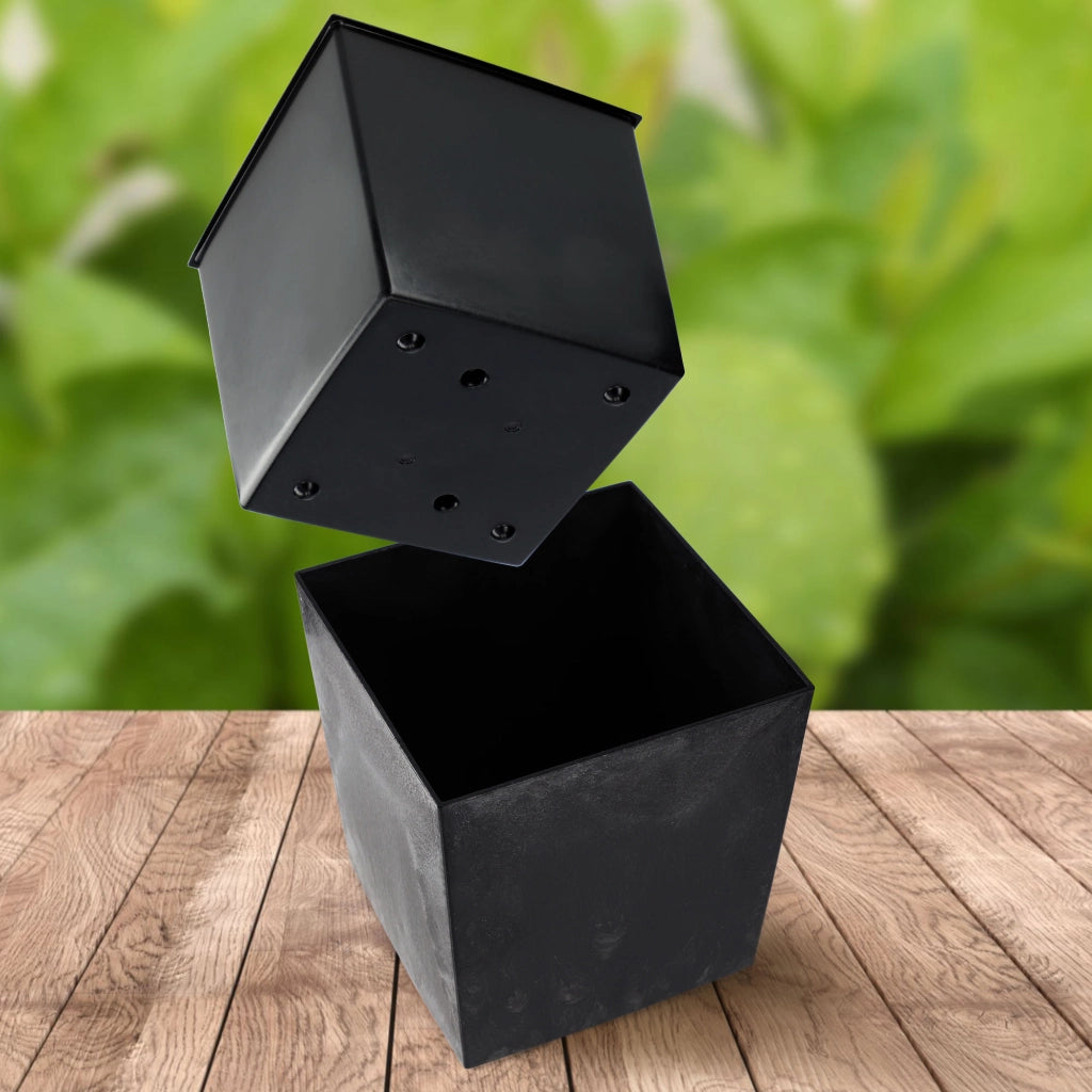 Vaso da fiori KADAX da 25 cm, copertura in plastica nera con inserto.