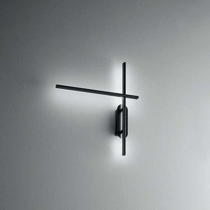 APPLIQUE DA PARETE IN METALLO COLORE NERO 20W 1600LM CCT TANGE PERENZ