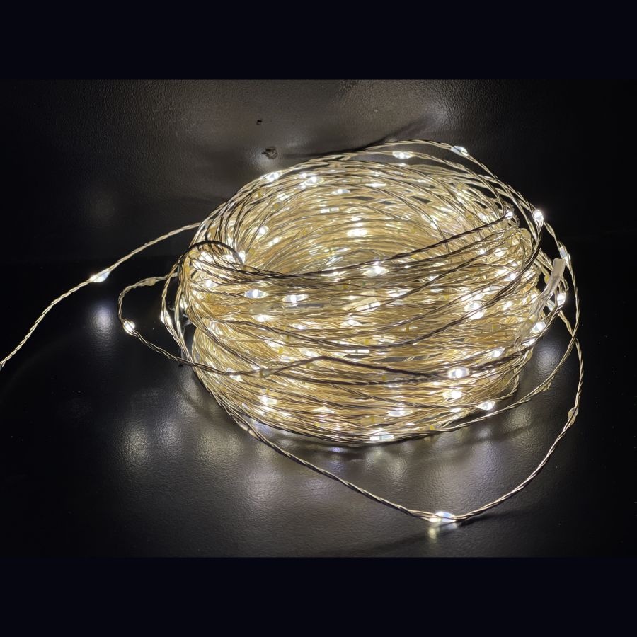 200 GOCCE LED BIANCO CAL FILO RAME 20 M A BATT. C/TELECOMANDO