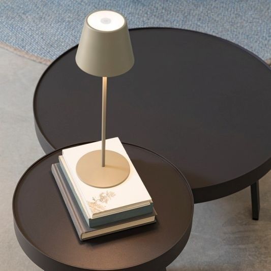 LAMPADA DA TAVOLO A LED RICARICABILE SALVIA ETNA BIZZOTTO