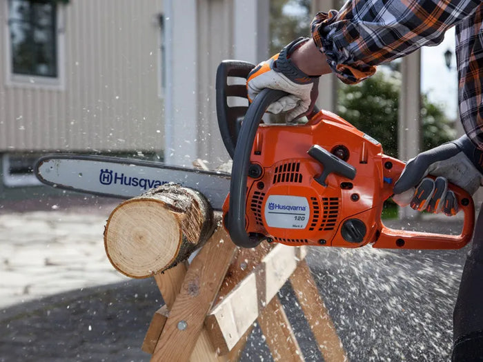 Motosega a scoppio Husqvarna 120 Mark II barra 35cm 1.4 kW 4.85 kg