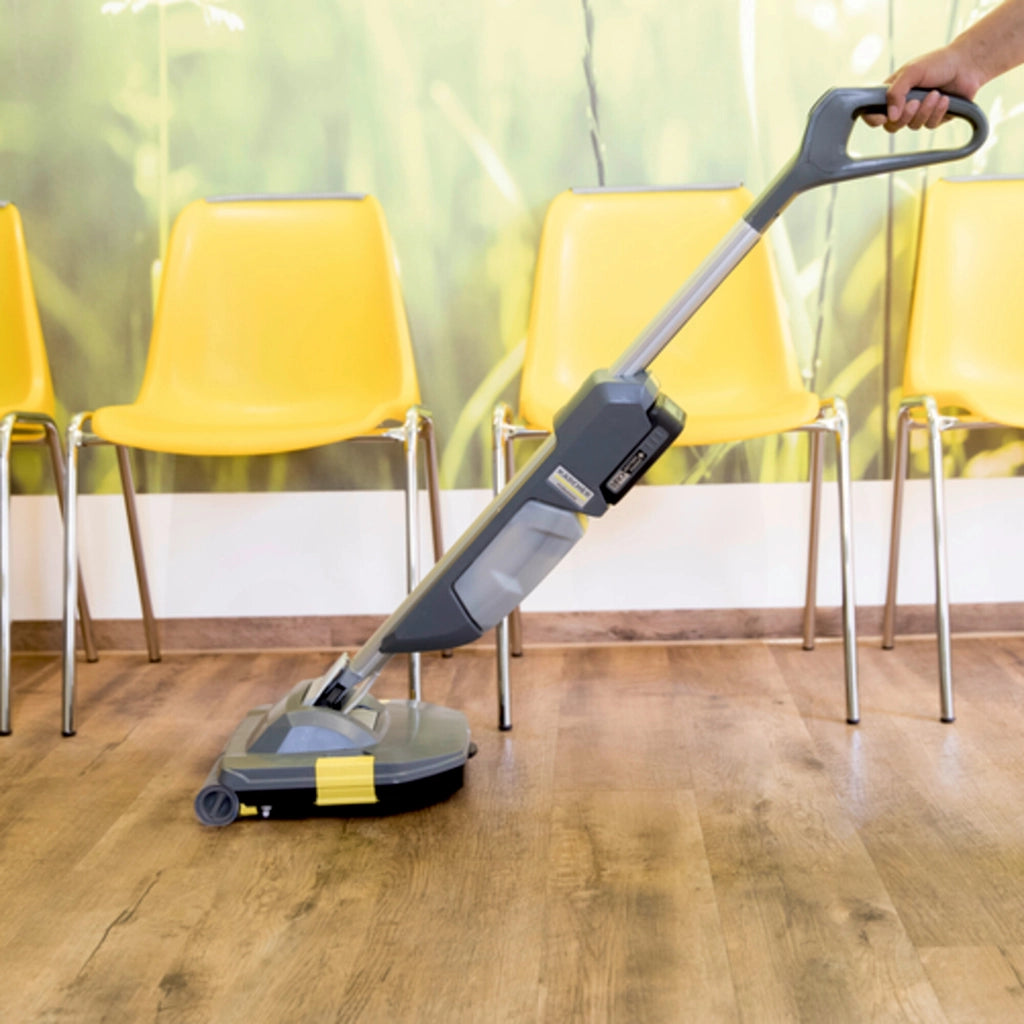 Karcher Lavapavimenti professionale BR 30/1 C Bp
