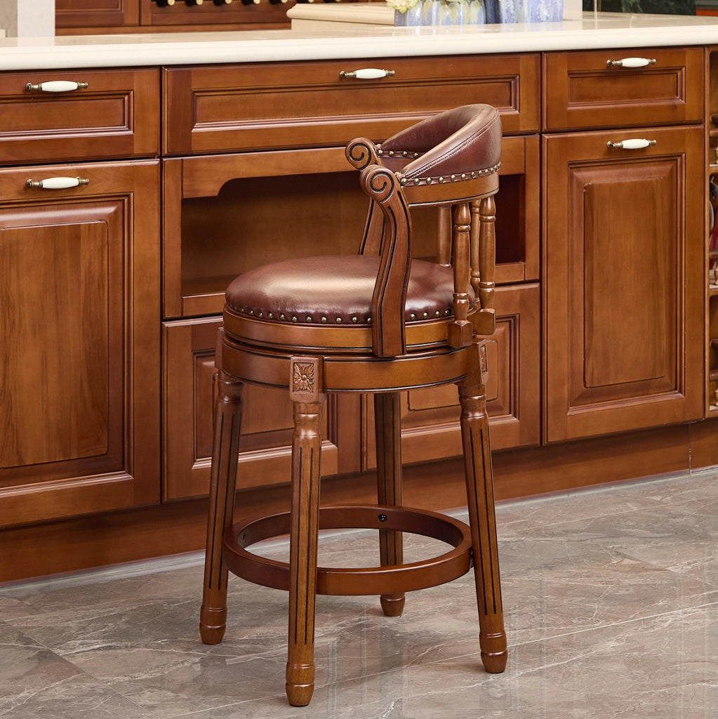 Sgabello da bar girevole a 360° in pelle e legno marrone; altezza seduta 26”
