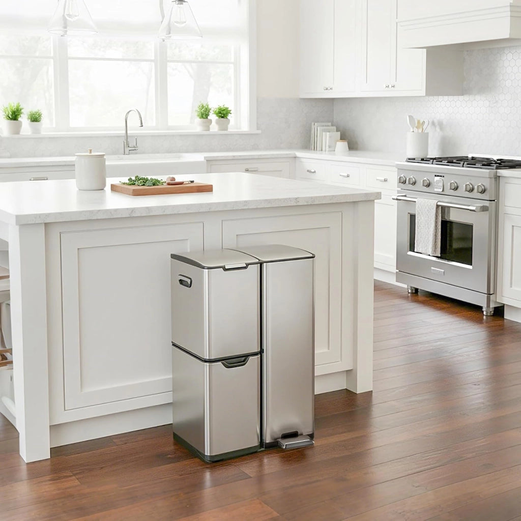 Pattumiera a 3 scomparti, sistema di raccolta differenziata da 60 l (30 + 17 + 13 L) con coperchio Softclose, pattumiera da cucina in acciaio inox, metallo, secchio interno rimovibile con