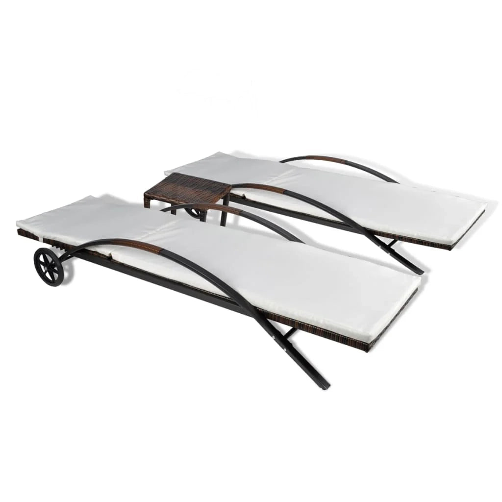 Set di due lettini prendisole da 200 cm con tavolo in resina intrecciata marrone 02_0011913