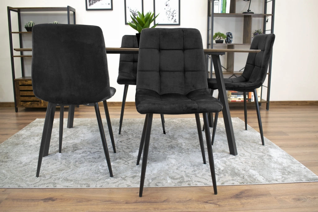 Sedia Valora PYRA in velluto nero dal design moderno per il soggiorno