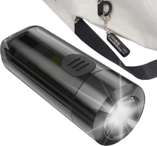 Zaklamp acqua resistente con diverse modalità di illuminazione - ricaricabile e ideale per il viaggio.