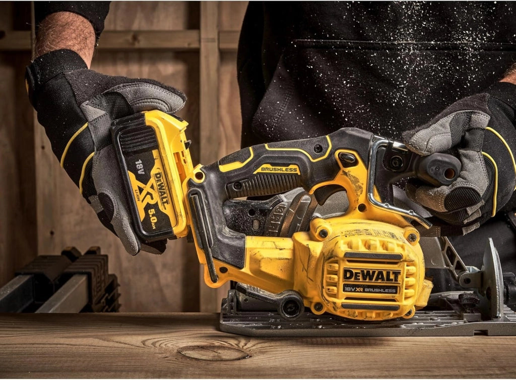 Dewalt Dcs565N-Xj 18V XR 165 mm Sega Circolare, Unità Nuda