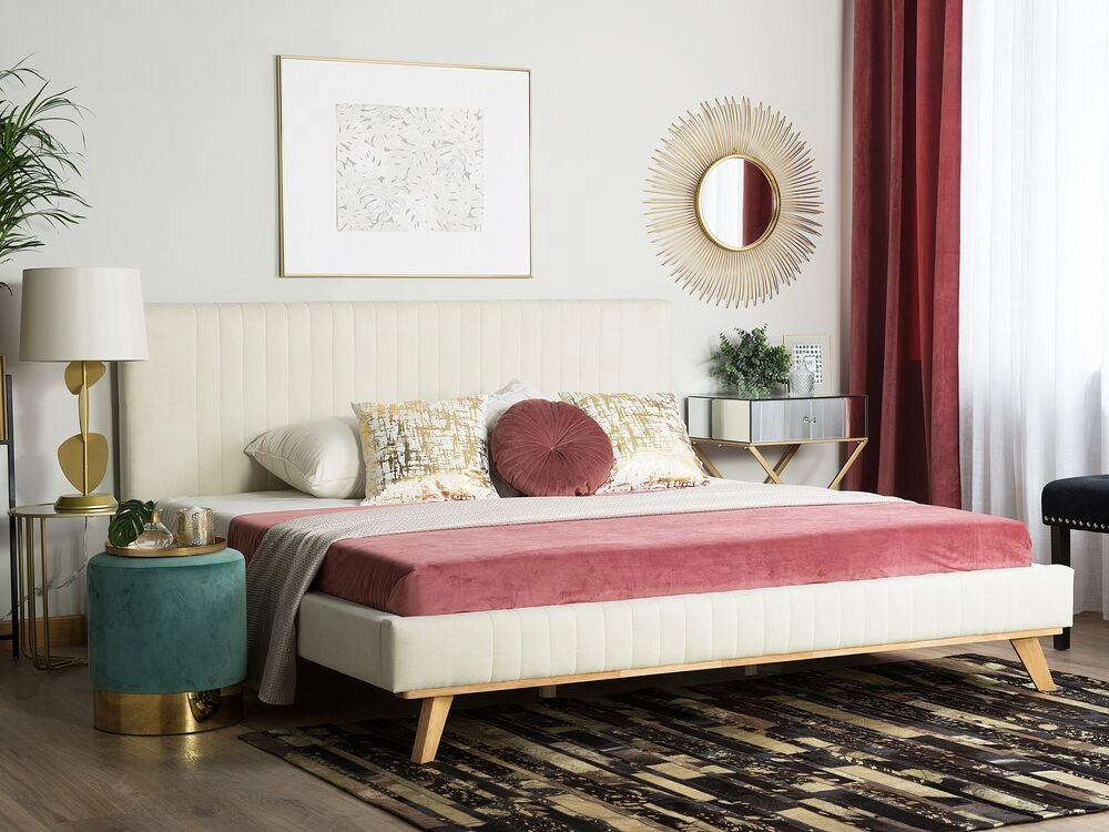 Letto 180 x 200 cm ciniglia beige con struttura imbottita testiera trapuntata a canale