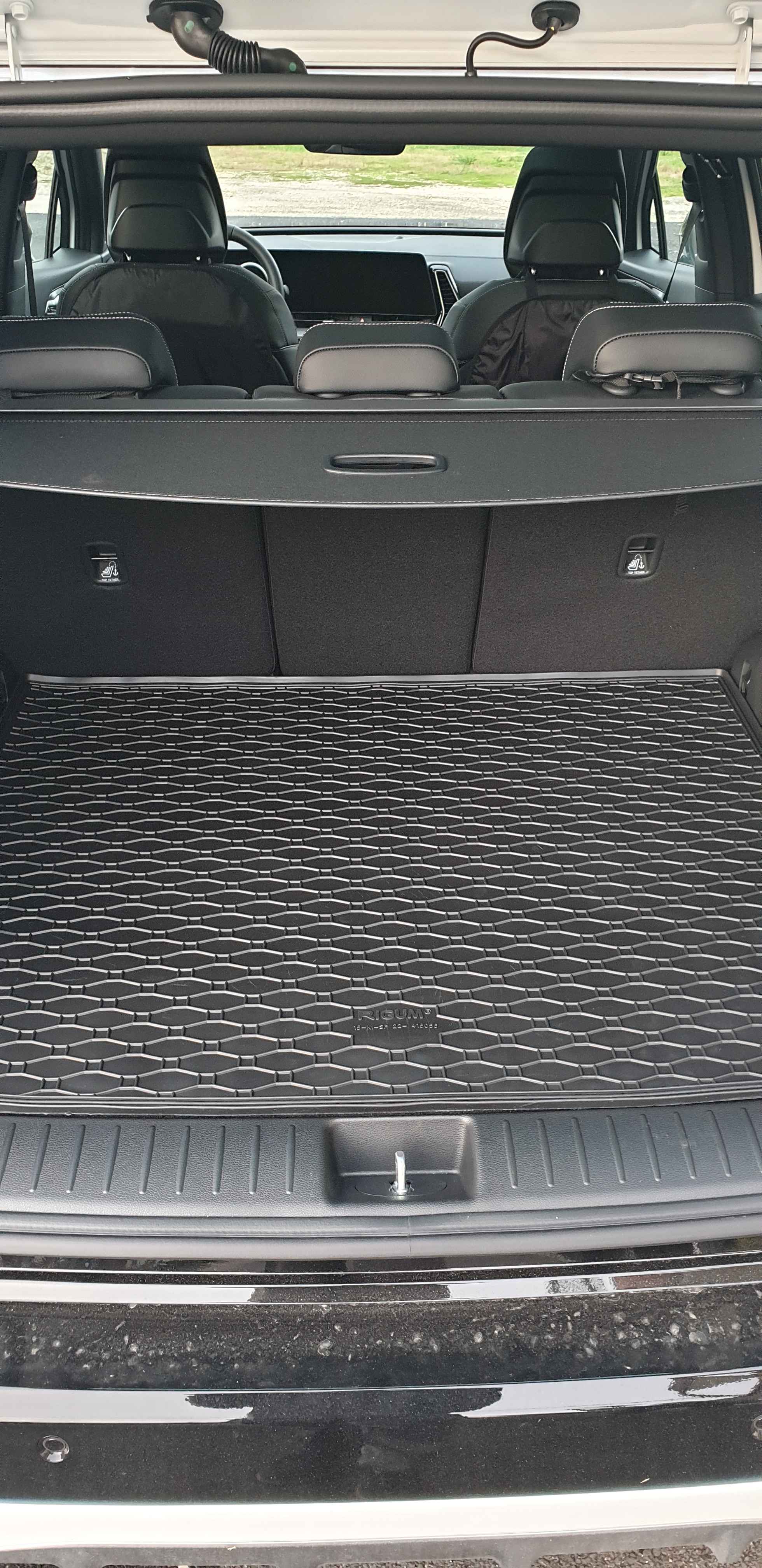 179B-415056 - Tappeto gomma baule -KIA Sportage NQ5 Mild Hybrid dal 2022- MHEV - PHEV - HEV (posizione superiore unica)