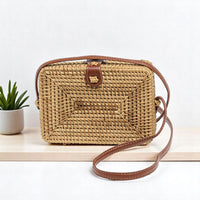 Borsetta rettangolare vimini intrecciato tracolla simipelle cm 18.5 x 12.5 12 pz