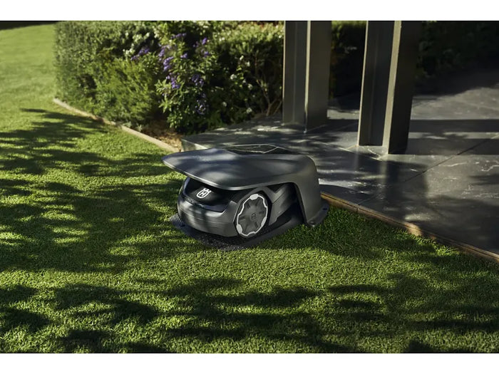 Copristazione per robot rasaerba Husqvarna Automower serie Nera