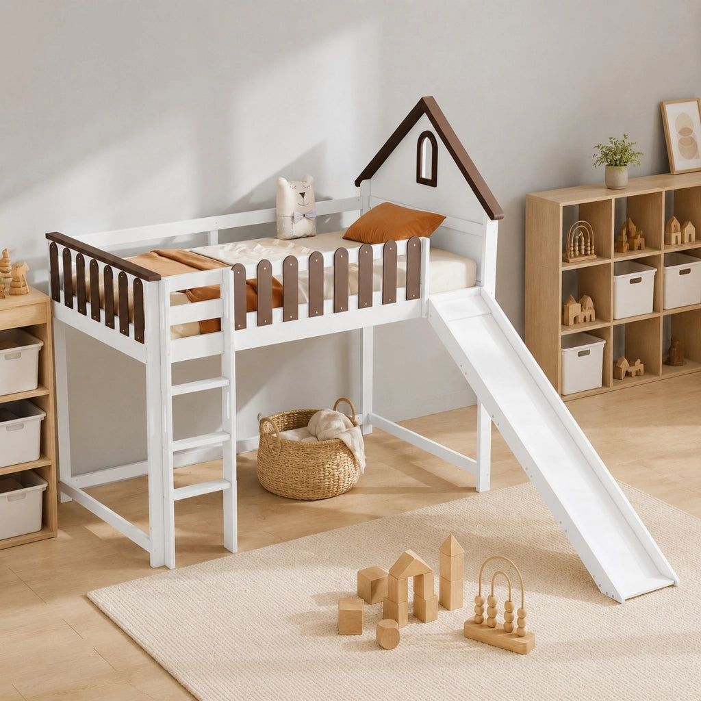 Letto a soppalco con scivolo, scala dritta a tre gradini e design a casetta