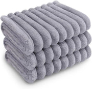 Set di tre coperte per cani e gatti in flanella - grigio 76 x 104 cm
