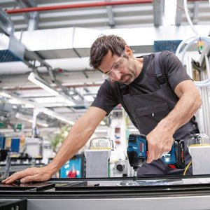 Avvitatore ad impulsi GDR 18V-210 C attacco 1/4" 210 nm bluethooth solo macchina