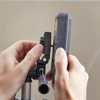 Treppiede per livelle laser Stanley 60-150cm attacco 1/4" 1-77-201