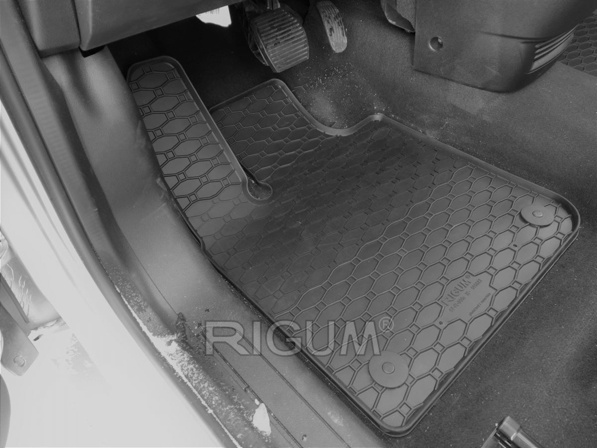 RIGUM905823 , Tappeti Gomma per Fiat 500e 2020- Berlina - Cabrio 3+1