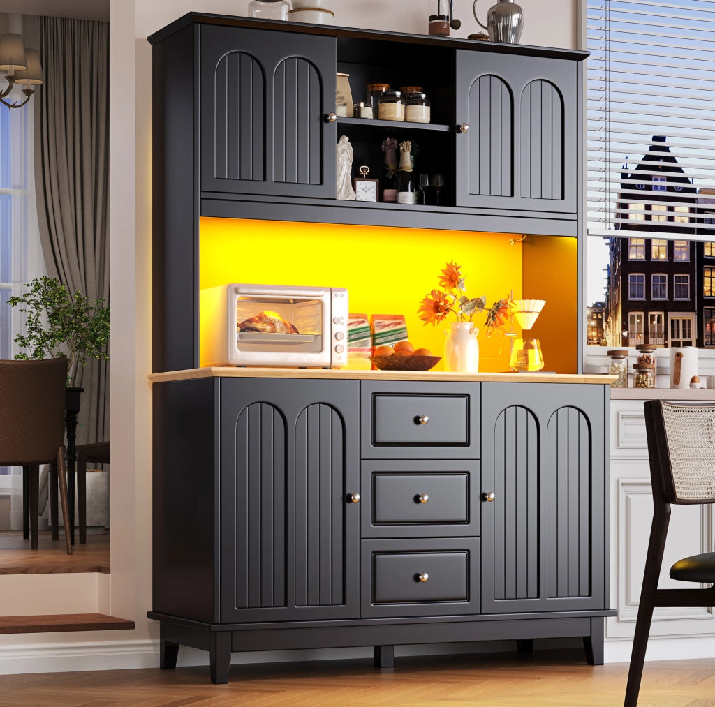 Armadio alto LED con ripiani regolabili e USB 120x40x180 cm