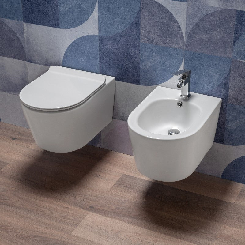 Coppia Sanitari Sospesi Rimless senza Brida con Sedile Softclose