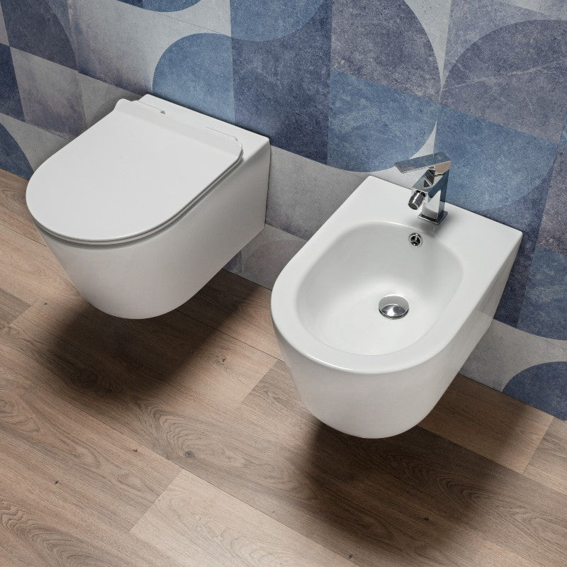 Coppia Sanitari Sospesi Rimless senza Brida con Sedile Softclose