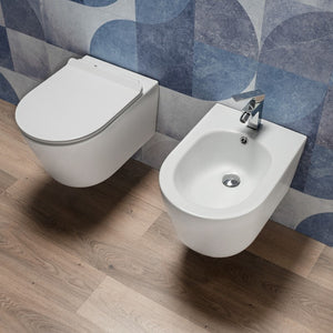 Coppia Sanitari Sospesi Rimless senza Brida con Sedile Softclose