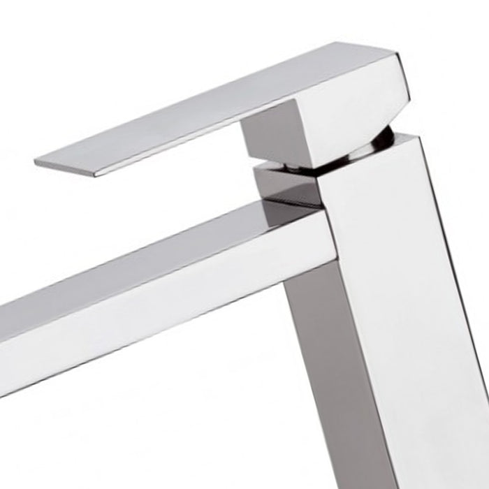 Rubinetto miscelatore extra alto per bacinelle serie q design