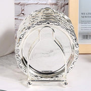 Sostegno in Stile Europeo Retro in Metallo - Decorativo Ripiano Antiscivolo - Protezione per Tavolo - Decorazione per Salotto e Cucina - Bianco