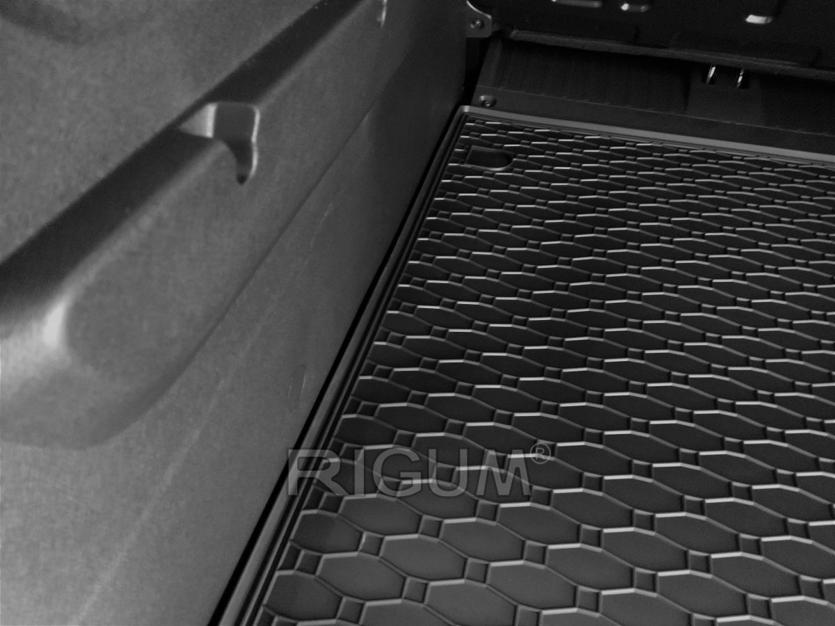 113B-404012 - Tappeto gomma baule - Citroen Berlingo Multispace dal 2019- , Opel Combo Life dal 2019-, Peugeot Rifter da